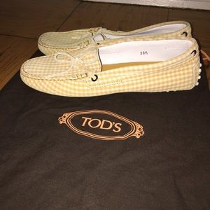 Tod’s Heaven Gommini suede driving shoes